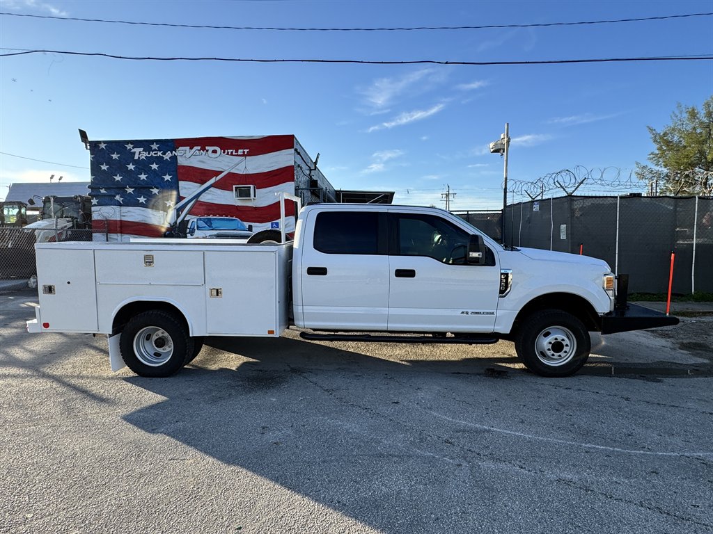 2020 Ford F-150 - $17,995