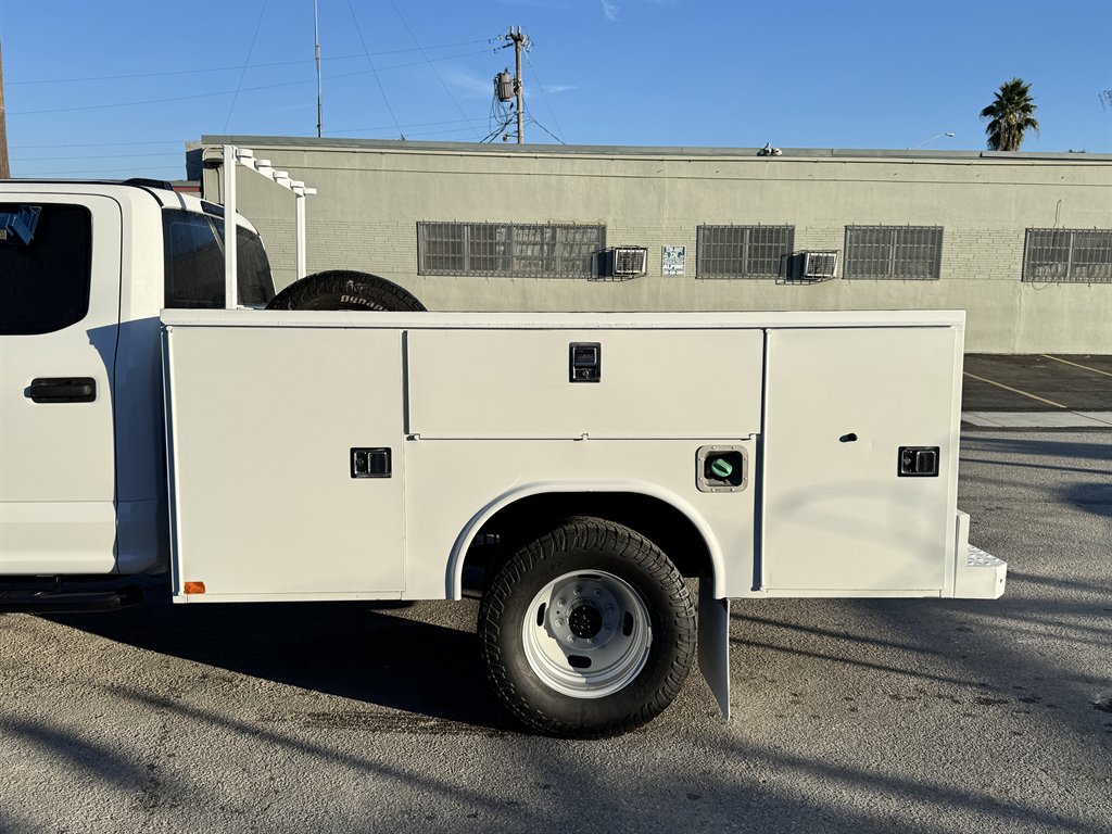 2020 Ford F-150 - $17,995