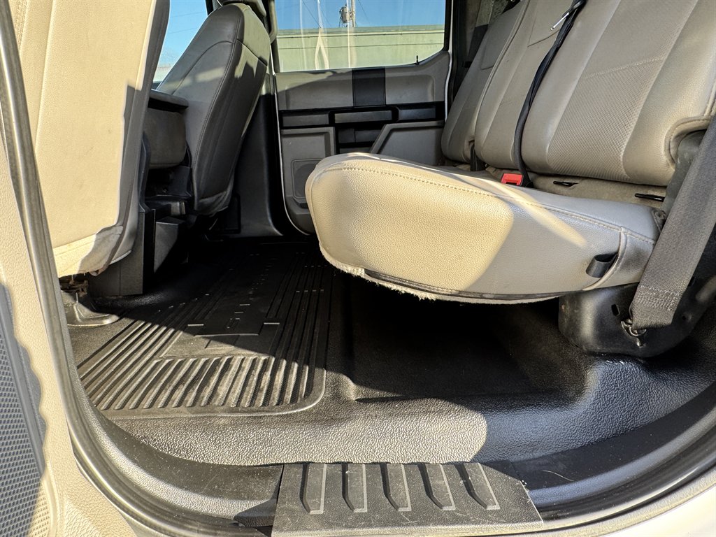 2020 Ford F-150 - $17,995