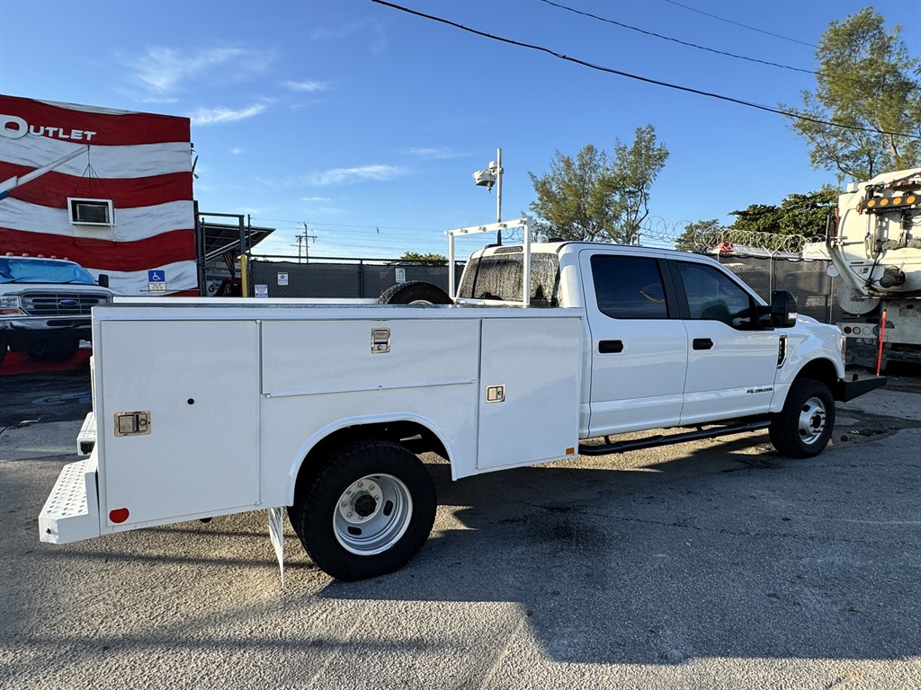 2020 Ford F-150 - $17,995