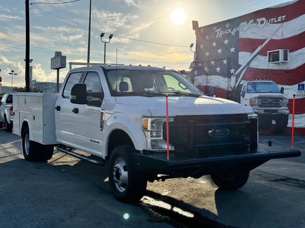 2020 Ford F-150 - $17,995