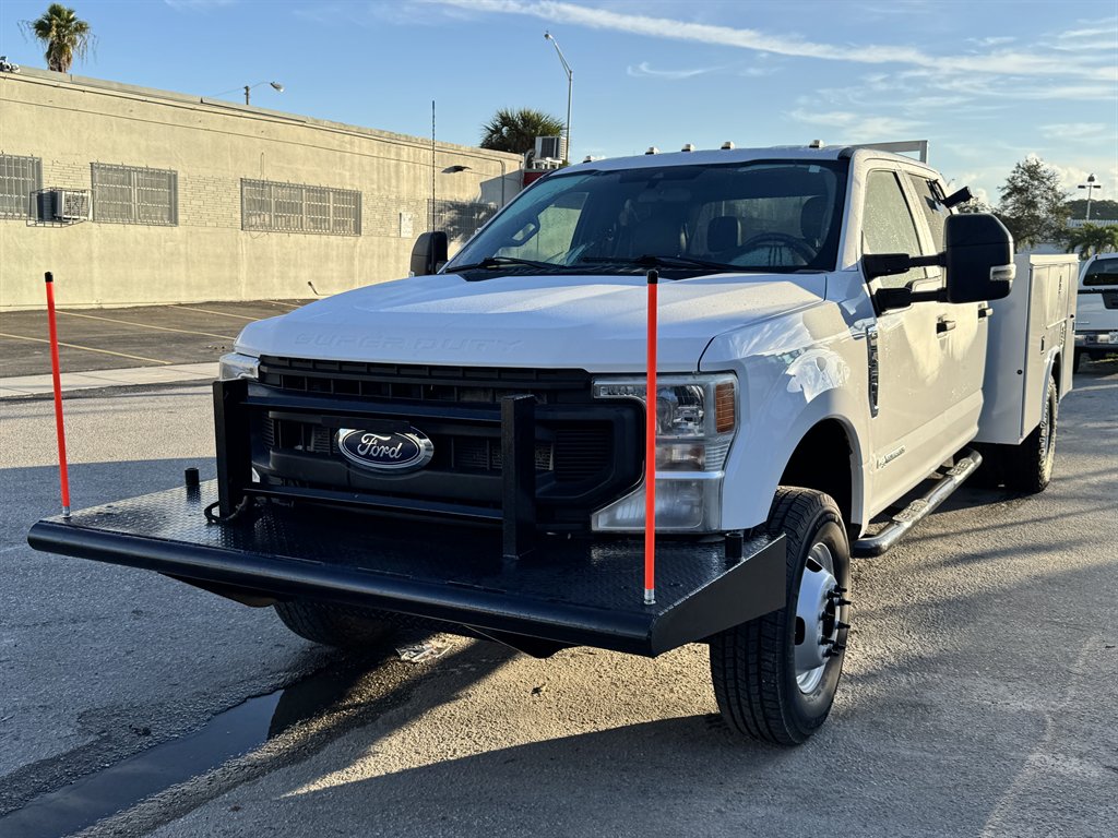 2020 Ford F-150 - $17,995