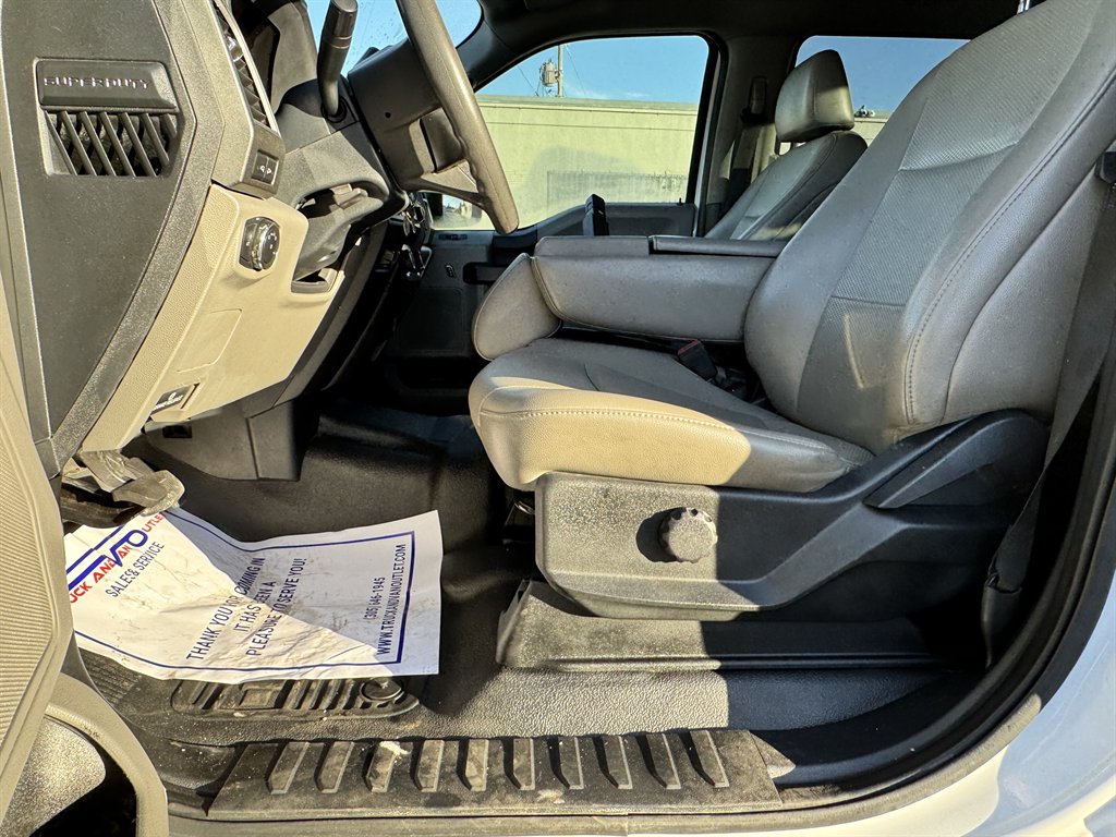 2020 Ford F-150 - $17,995