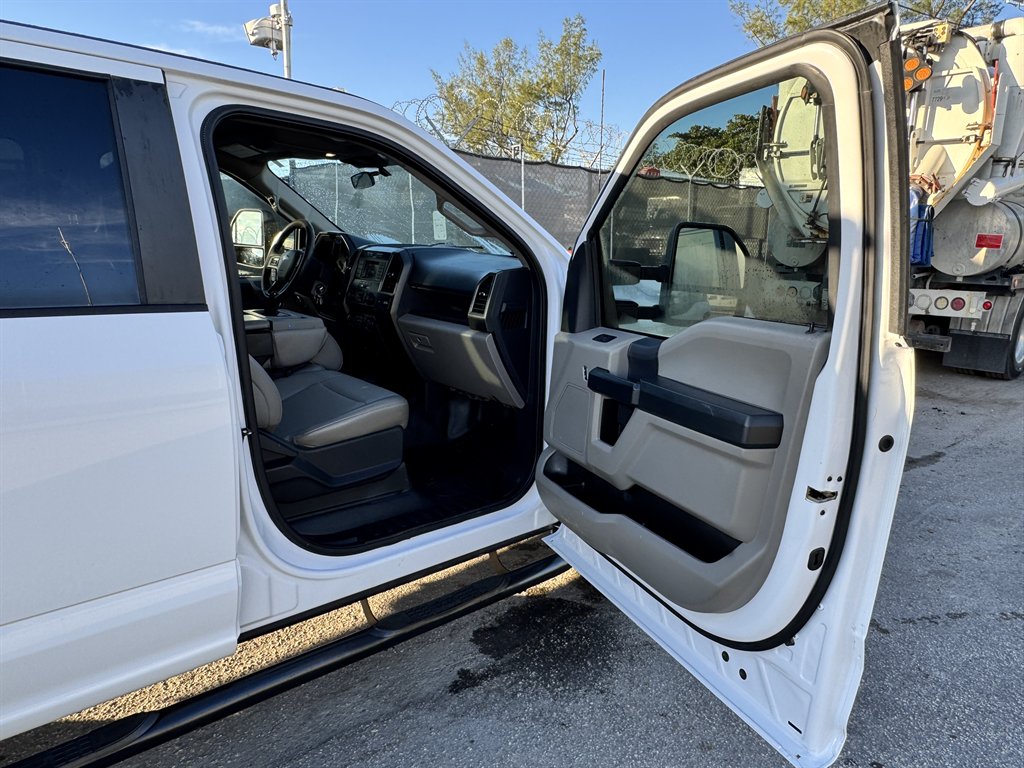 2020 Ford F-150 - $17,995