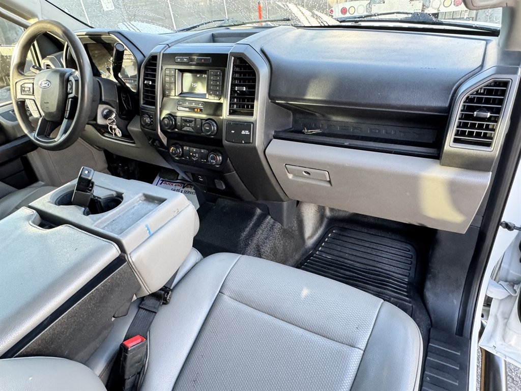 2020 Ford F-150 - $17,995