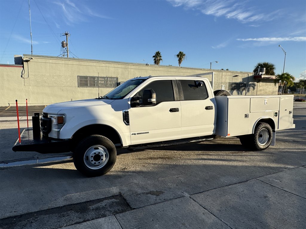 2020 Ford F-150 - $17,995