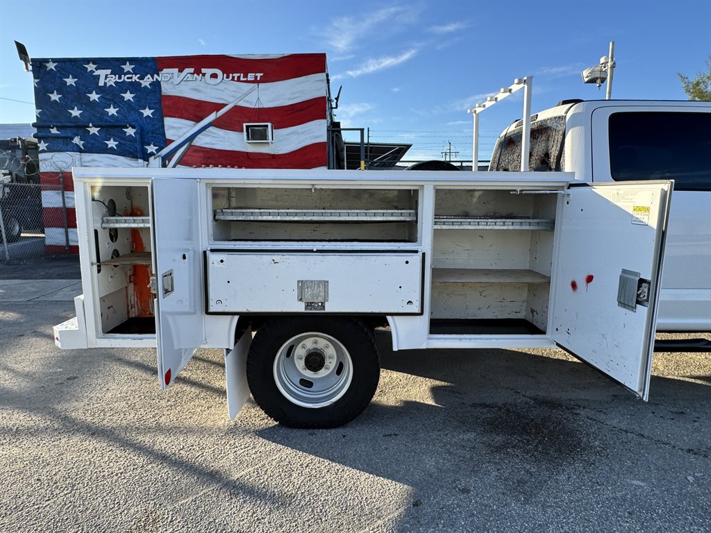 2020 Ford F-150 - $17,995