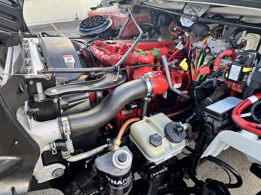 2014 Freightliner M2 - $25,995