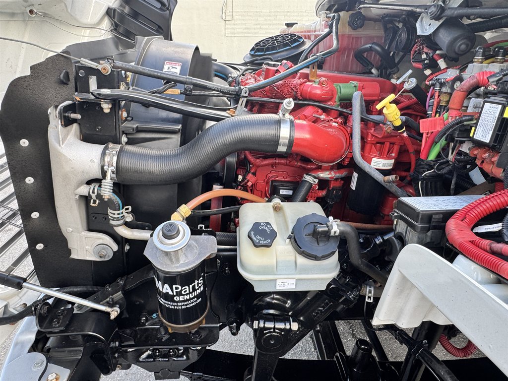 2014 Freightliner M2 - $25,995