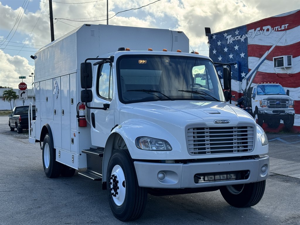 2014 Freightliner M2 - $25,995