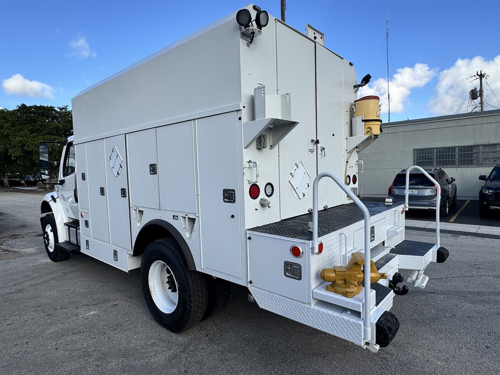 2014 Freightliner M2 - $25,995