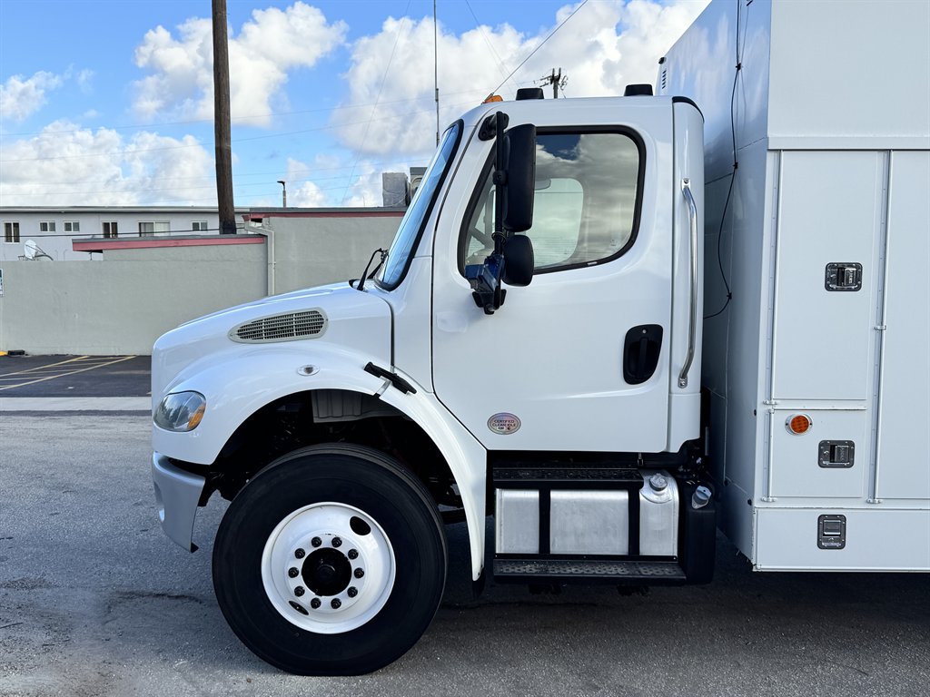 2014 Freightliner M2 - $25,995