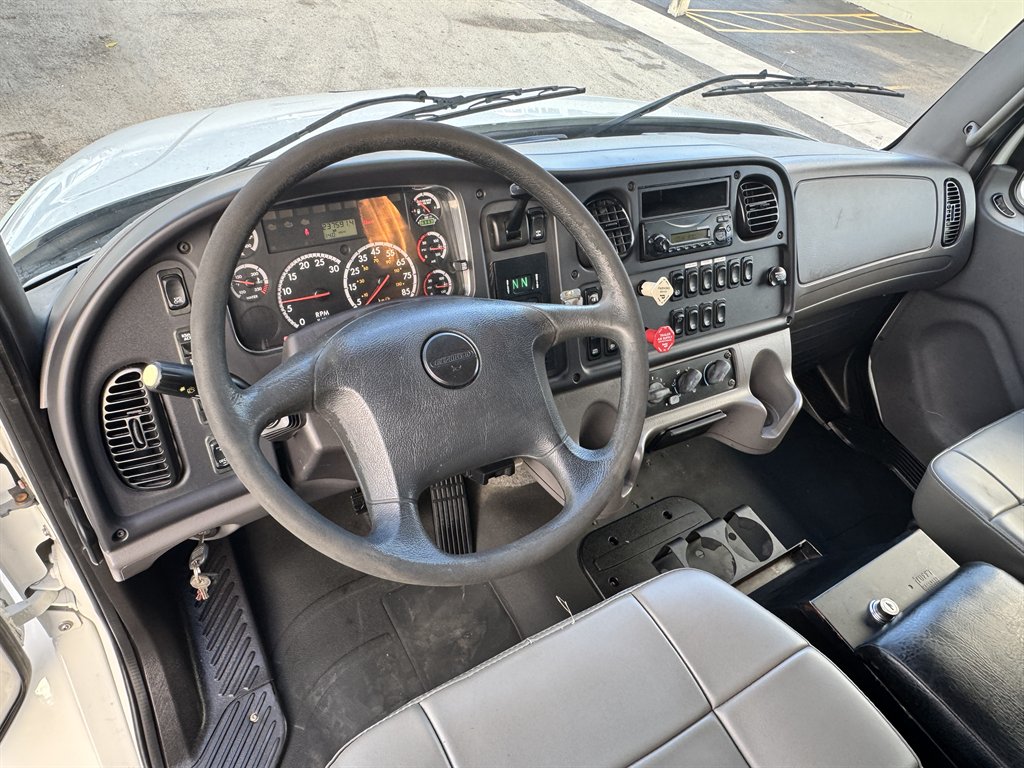 2014 Freightliner M2 - $25,995
