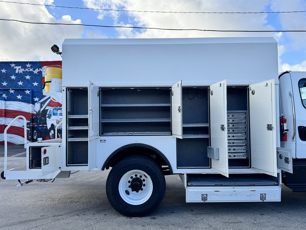 2014 Freightliner M2 - $25,995