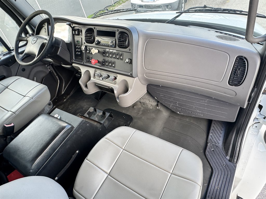 2014 Freightliner M2 - $25,995