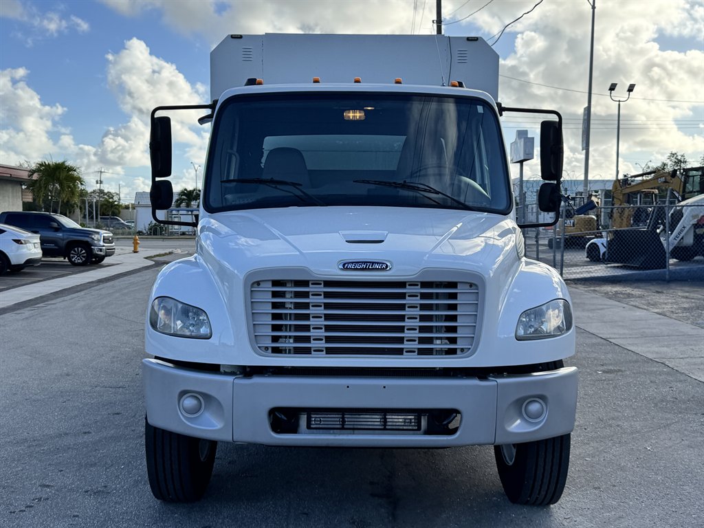 2014 Freightliner M2 - $25,995