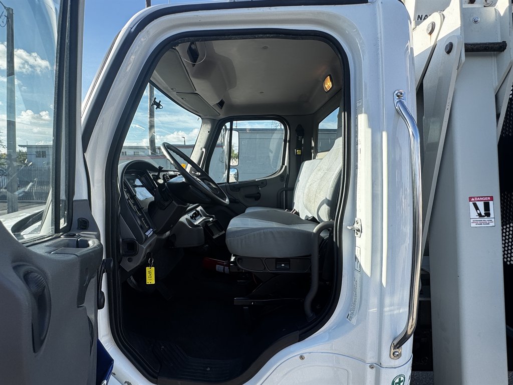 2014 Freightliner M2 - $69,995