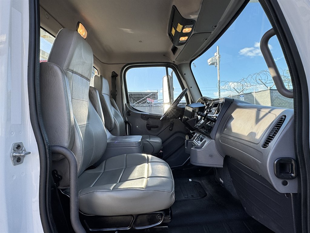 2015 Freightliner M2 - $36,995