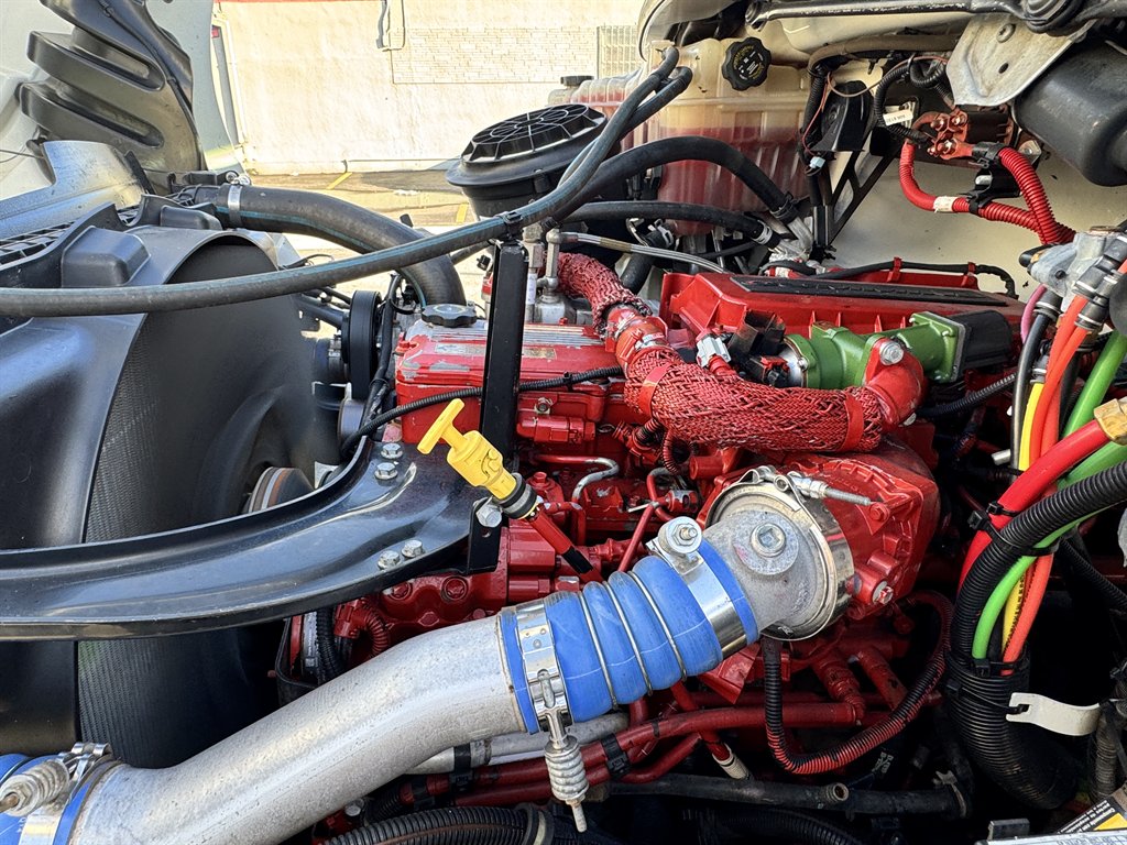 2015 Freightliner M2 - $36,995
