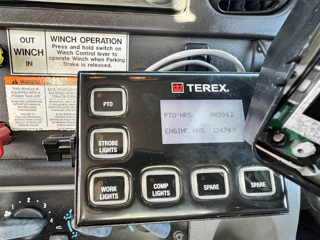 2015 Freightliner M2 - $36,995