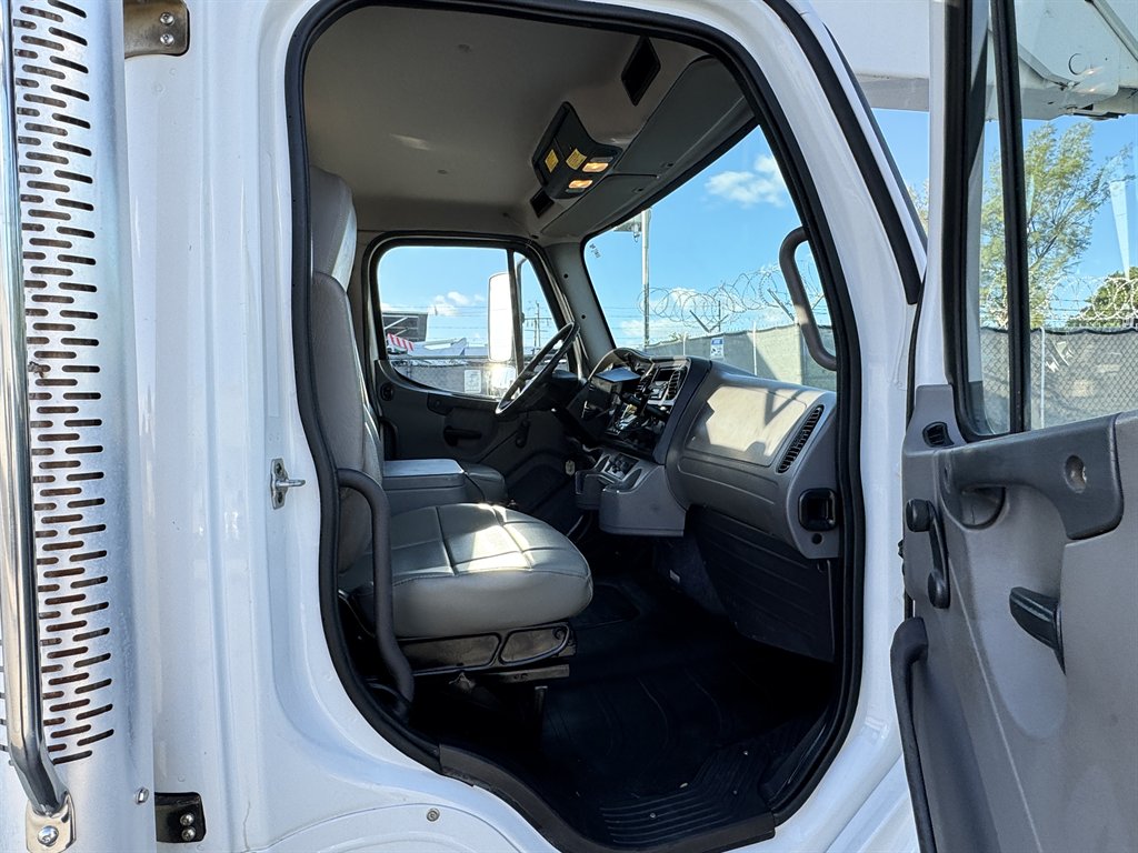2015 Freightliner M2 - $36,995