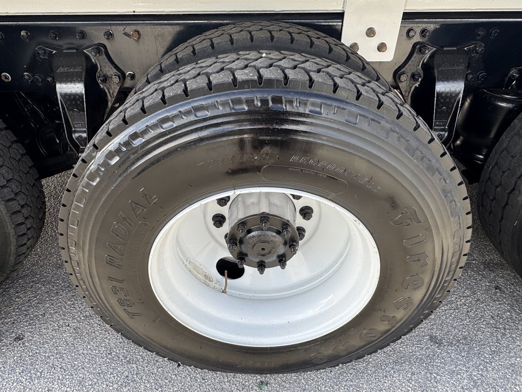 2015 Freightliner M2 - $165,995