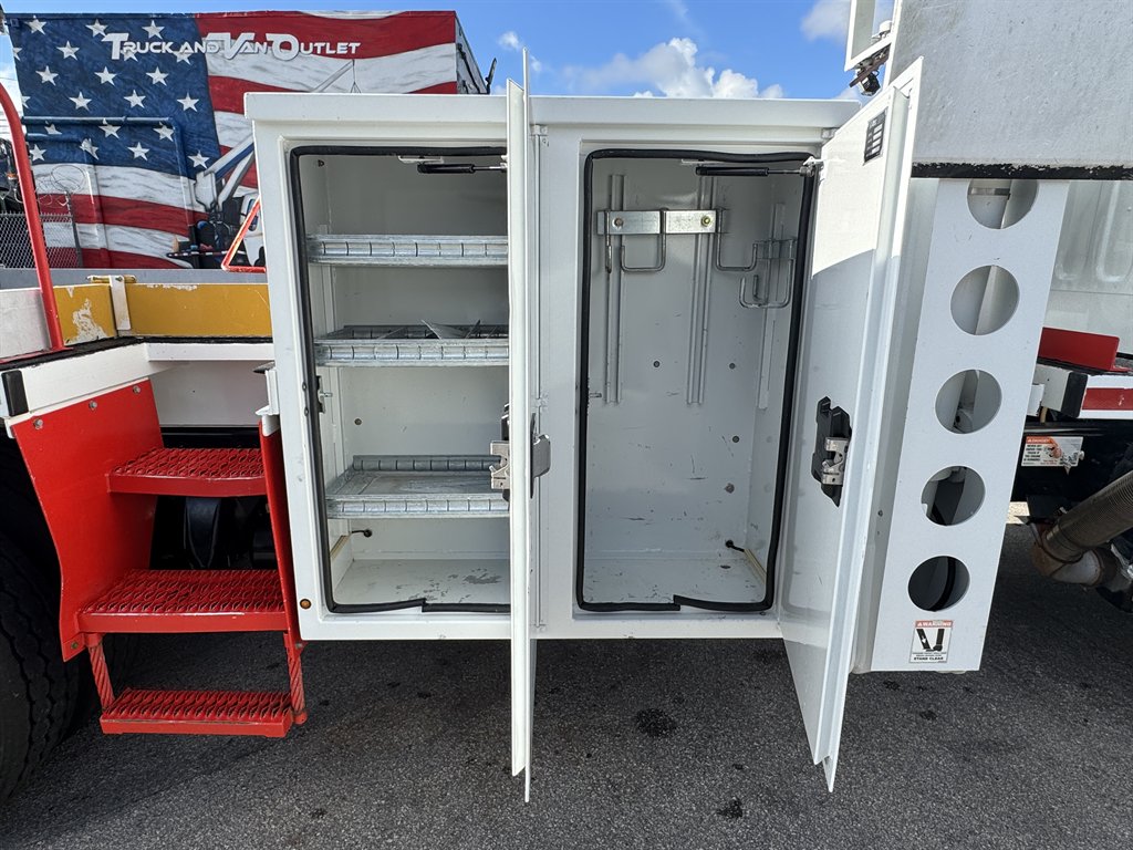 2015 Freightliner M2 - $165,995