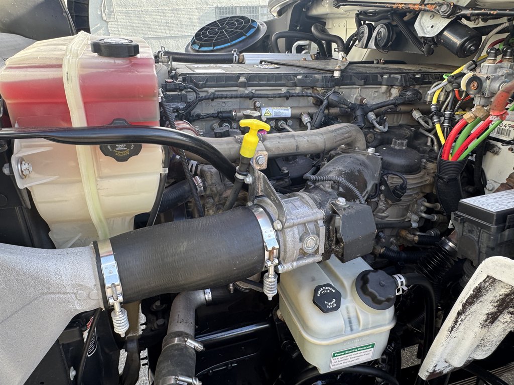 2015 Freightliner M2 - $165,995