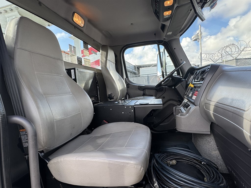 2015 Freightliner M2 - $165,995