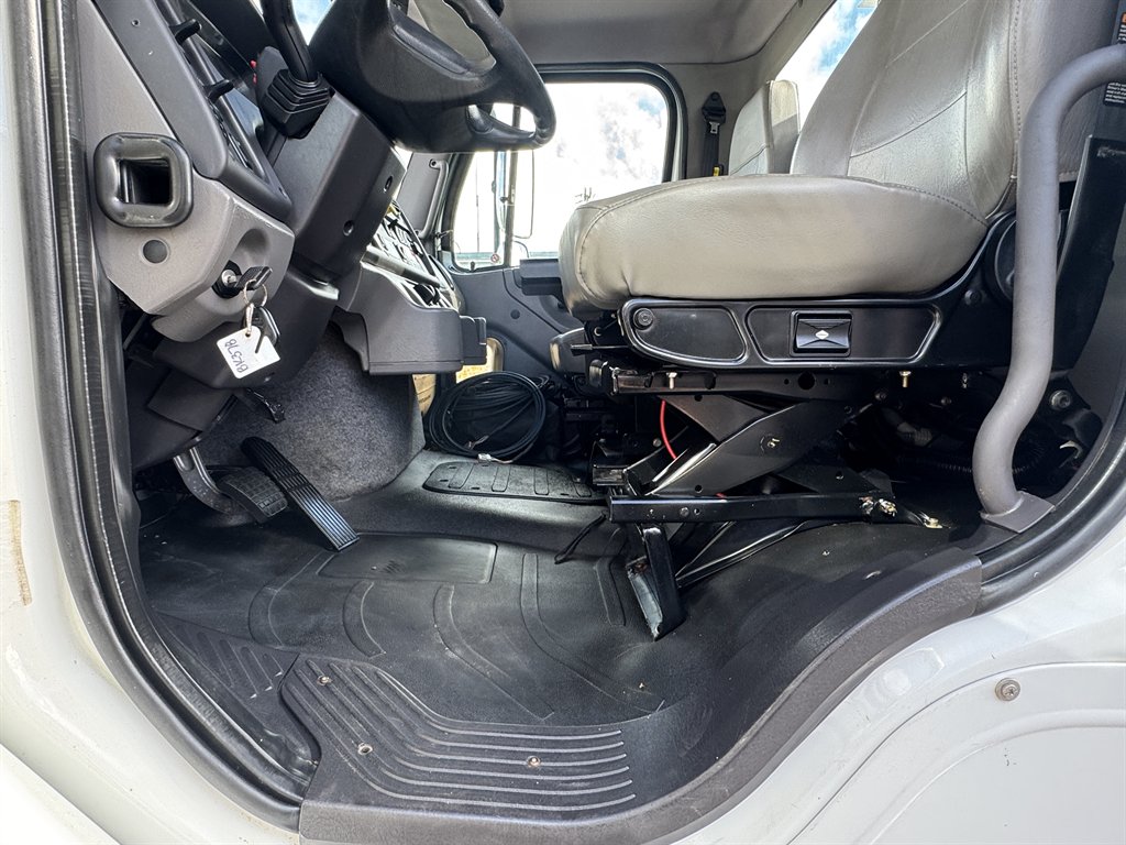 2015 Freightliner M2 - $165,995