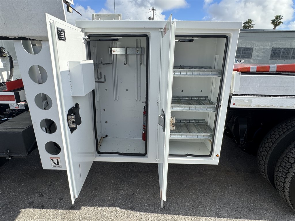 2015 Freightliner M2 - $165,995
