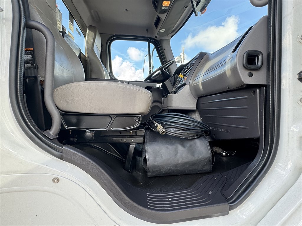 2015 Freightliner M2 - $165,995