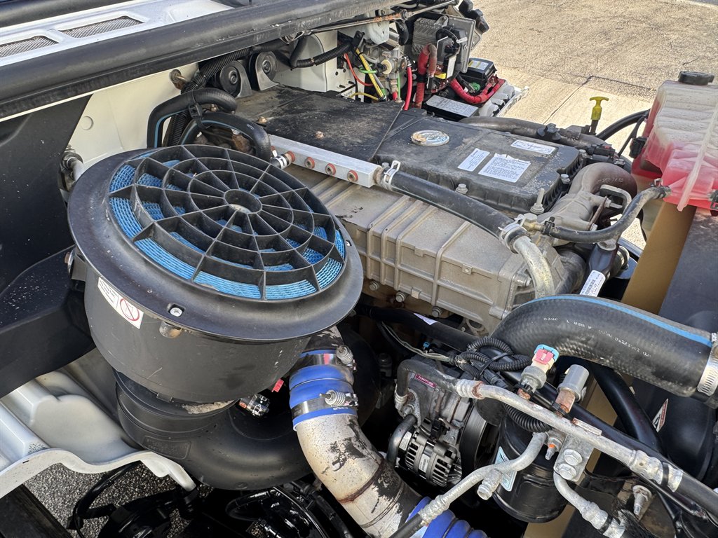 2015 Freightliner M2 - $165,995