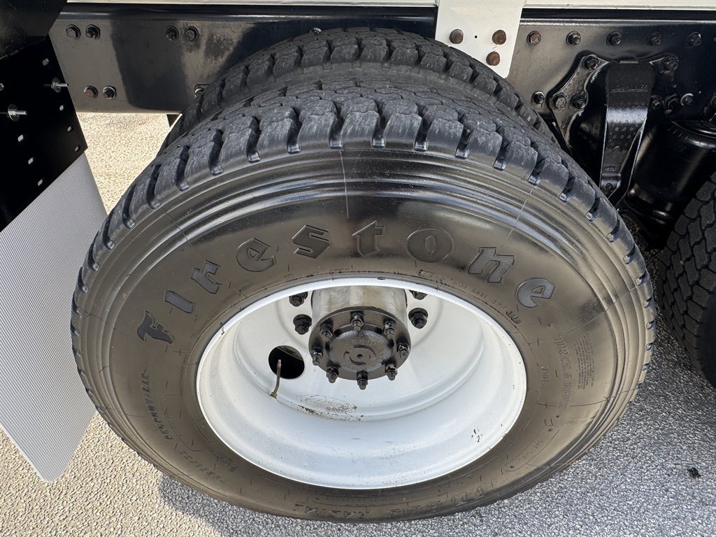 2015 Freightliner M2 - $165,995