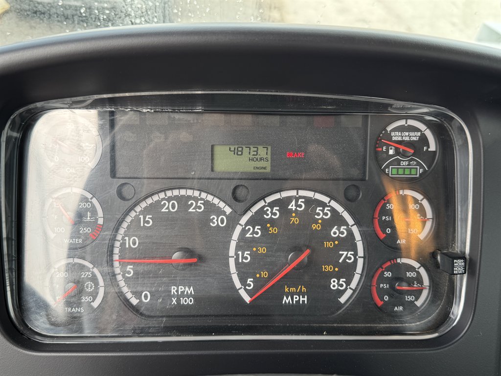 2015 Freightliner M2 - $42,995