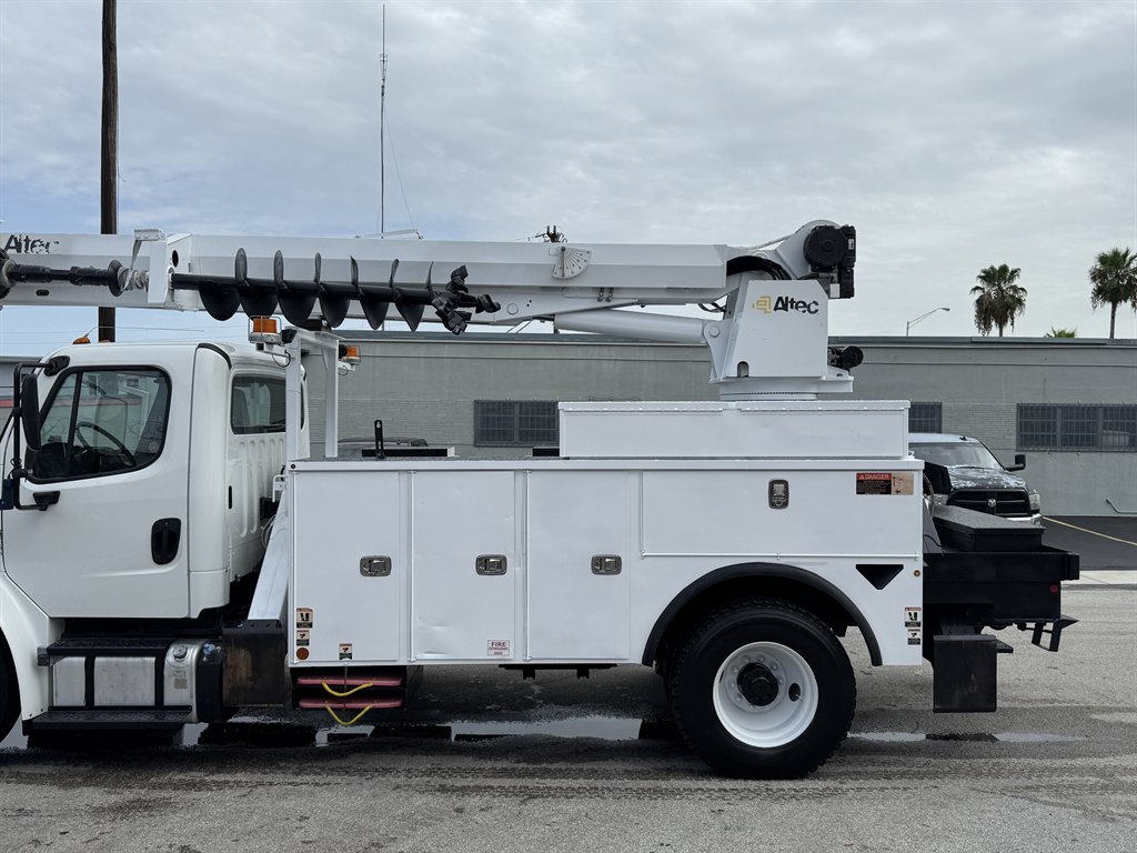 2015 Freightliner M2 - $42,995