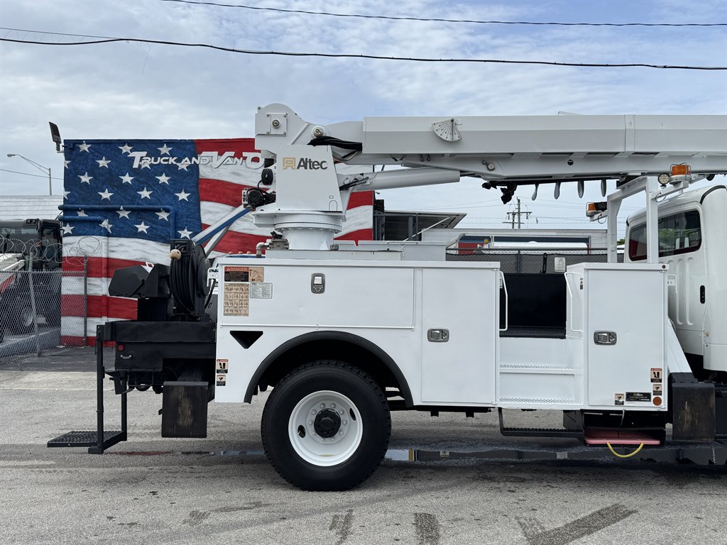 2015 Freightliner M2 - $42,995