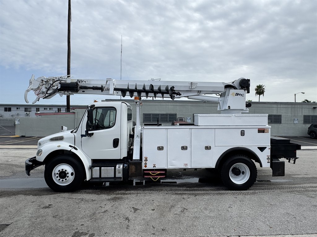 2015 Freightliner M2 - $42,995