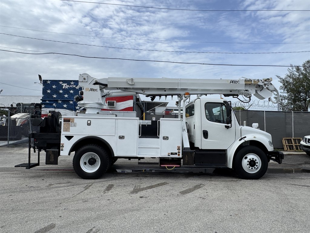2015 Freightliner M2 - $42,995