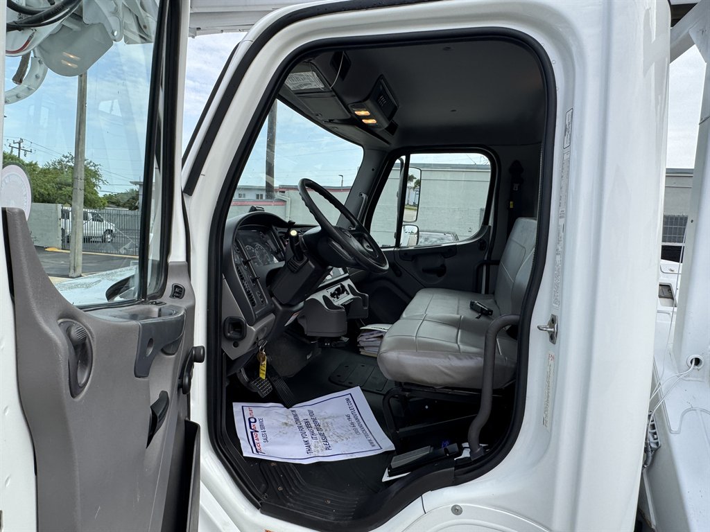 2015 Freightliner M2 - $42,995
