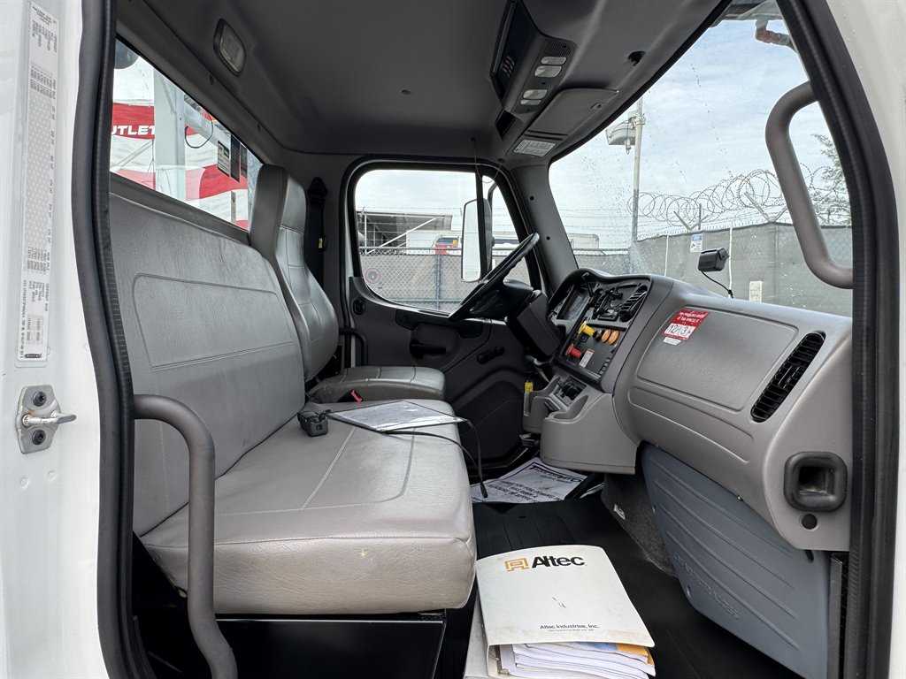 2015 Freightliner M2 - $42,995