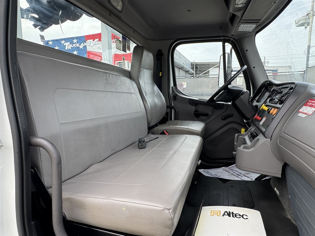 2015 Freightliner M2 - $42,995