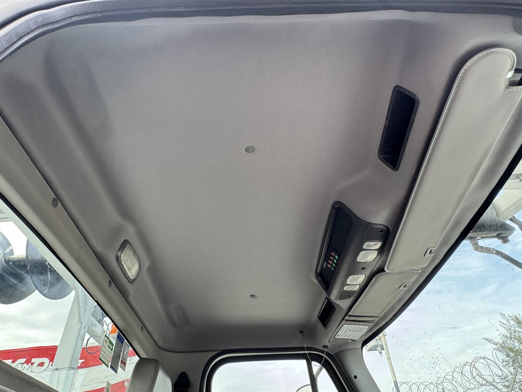 2015 Freightliner M2 - $42,995