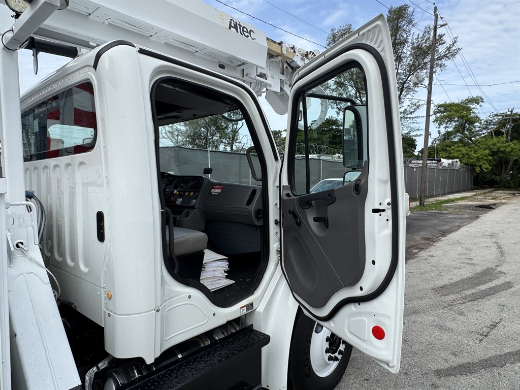 2015 Freightliner M2 - $42,995