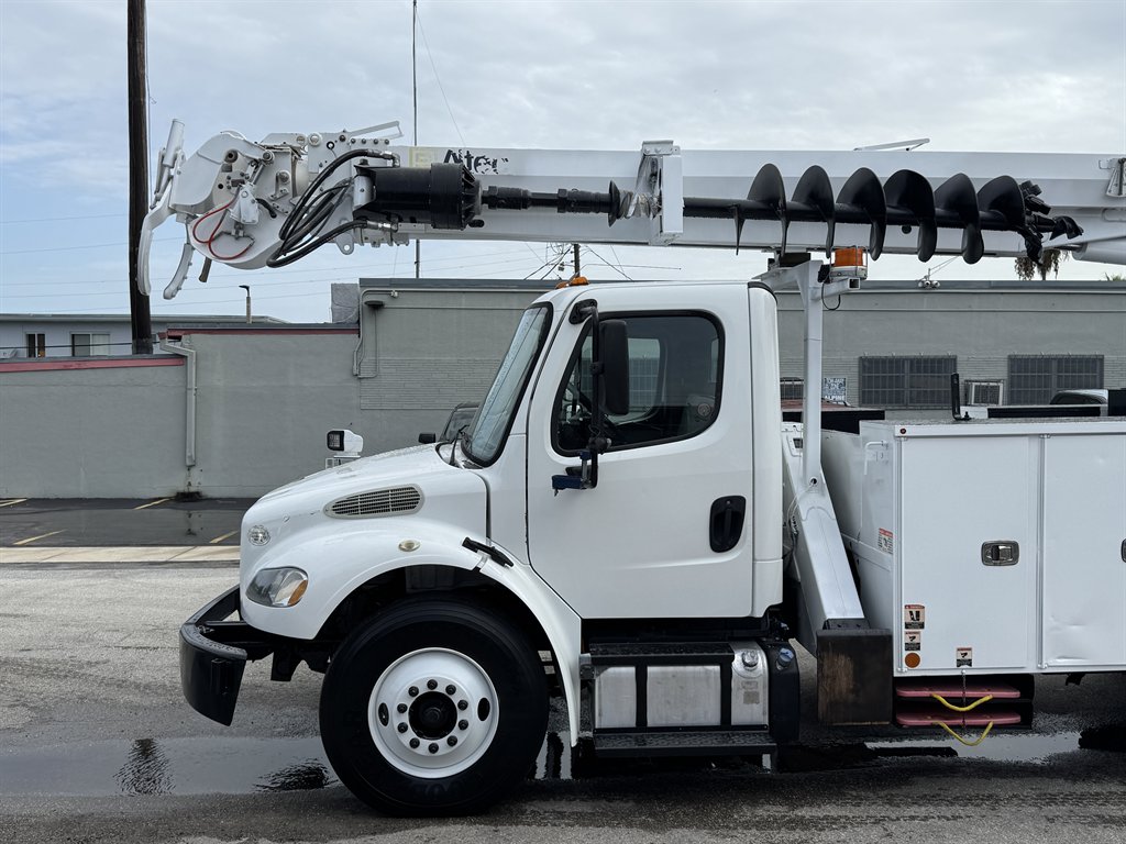 2015 Freightliner M2 - $42,995