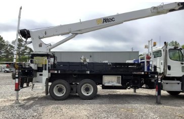 2015 Freightliner 108sd - $119,995