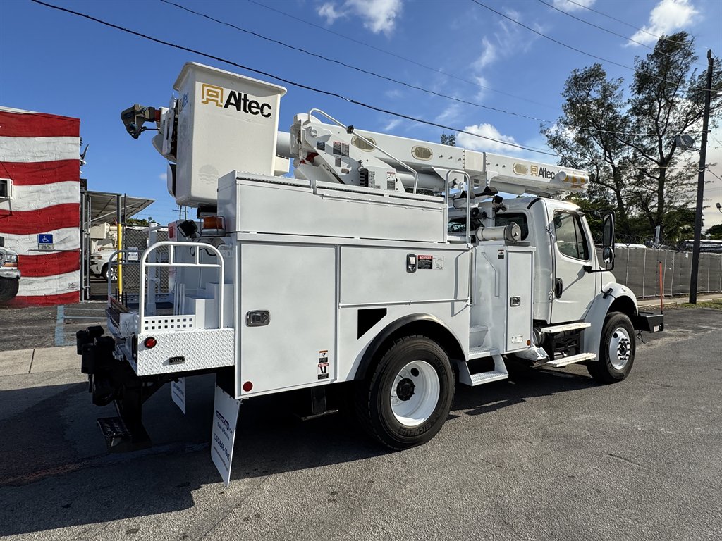 2015 Freightliner M2 - $29,995