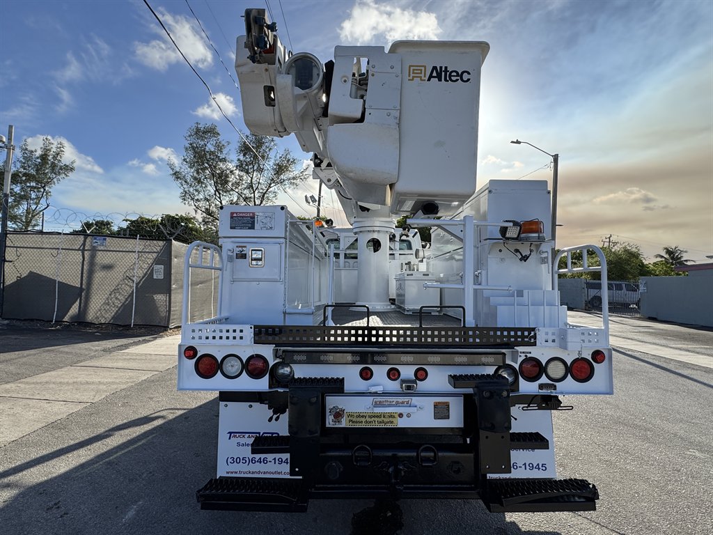 2015 Freightliner M2 - $29,995