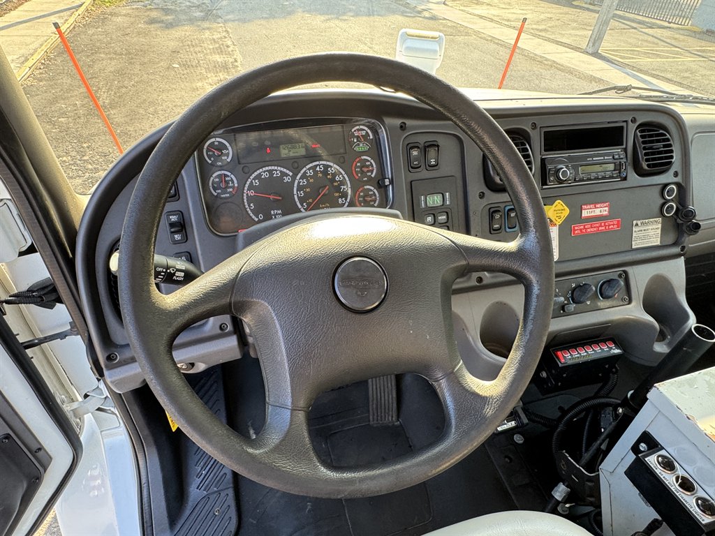 2015 Freightliner M2 - $29,995