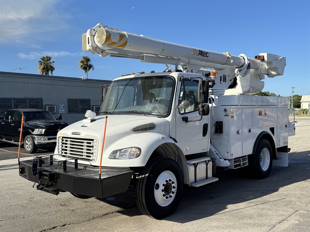 2015 Freightliner M2 - $29,995